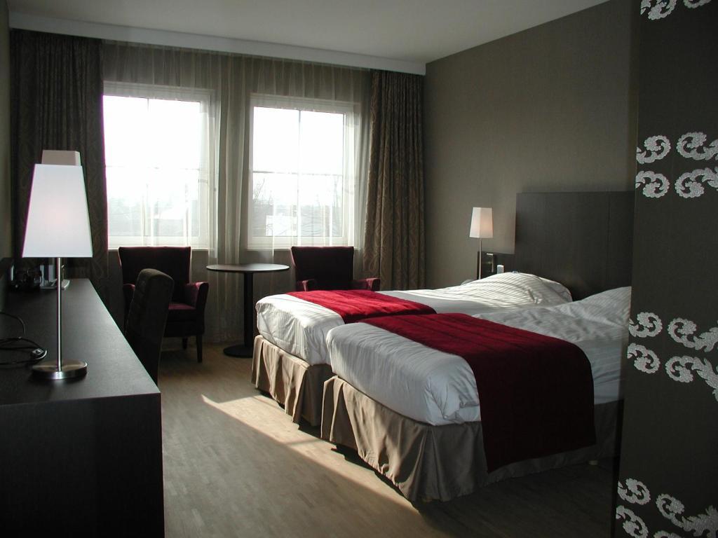 Biznis Hotel Lokeren Kültér fotó